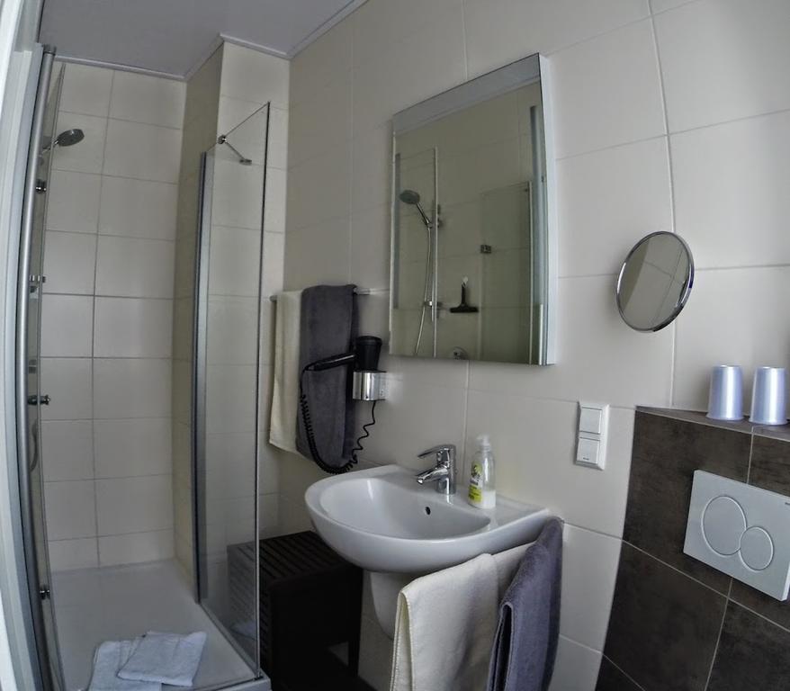 Ferienwohnungen Haus Am Wuerzlaysteig Lehmen Quarto foto